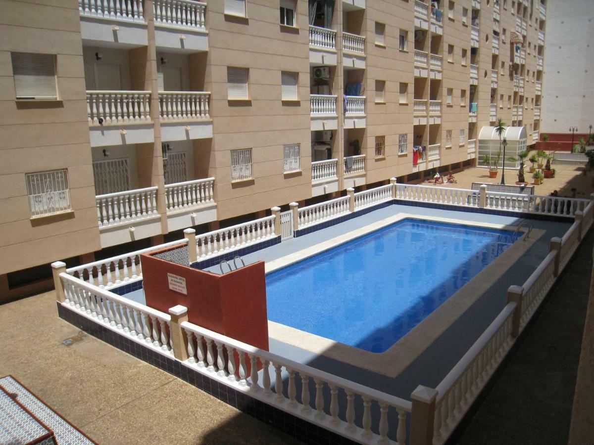 Apartamento Pascual Torrevieja Exterior photo